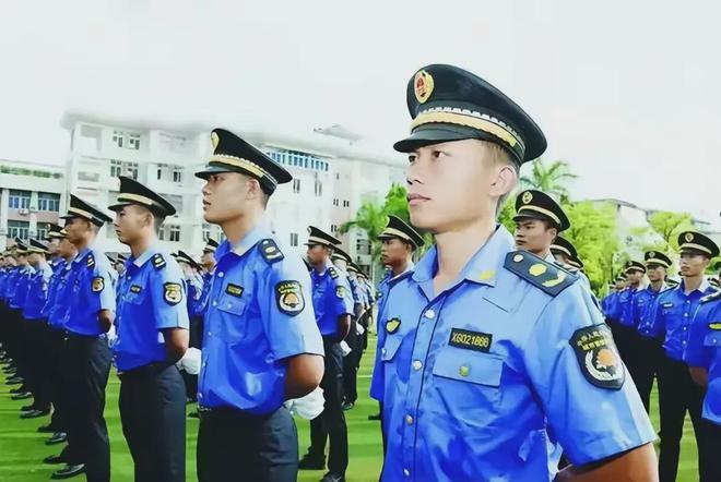 北京城管换装最新动态，重磅更新，全新制服亮相👮‍♂️🎉