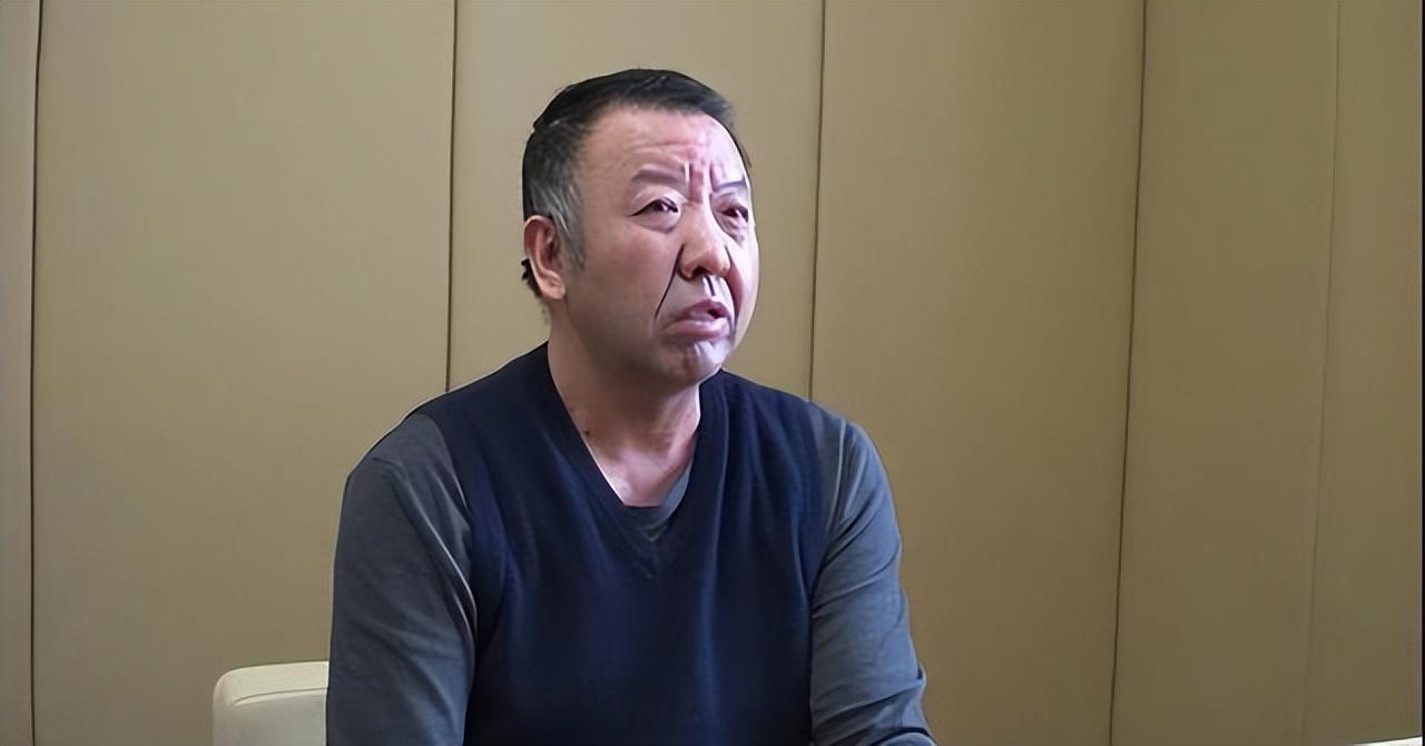 交警打人视频录像引发公众监督与理性探讨的热点关注